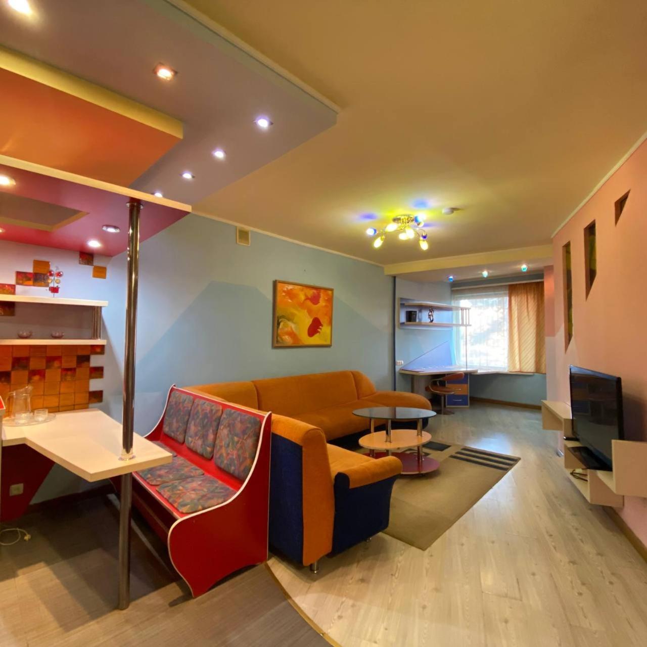 Дом Писателей Цахкадзора Hotel Ngoại thất bức ảnh